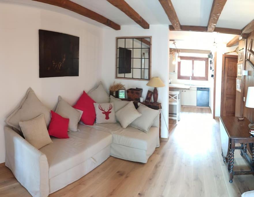 Cozy Apartment In The Heart Of The Alps Chateau-d'Oex Exterior photo